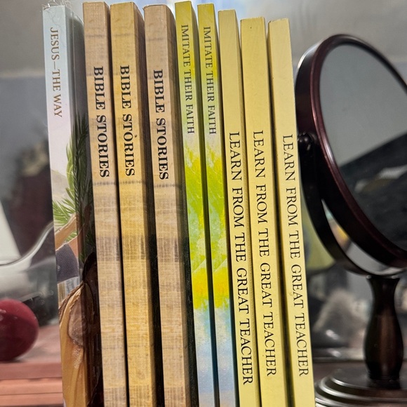 Assorted Religious Books Set - Picture 1 of 10